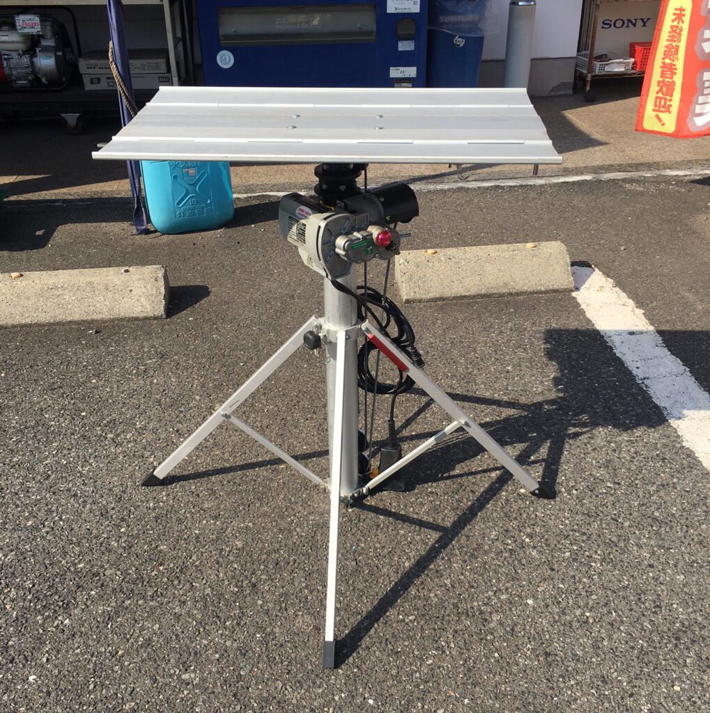 電動ポータブルリフト　 CM-270H1 お売り頂きました。