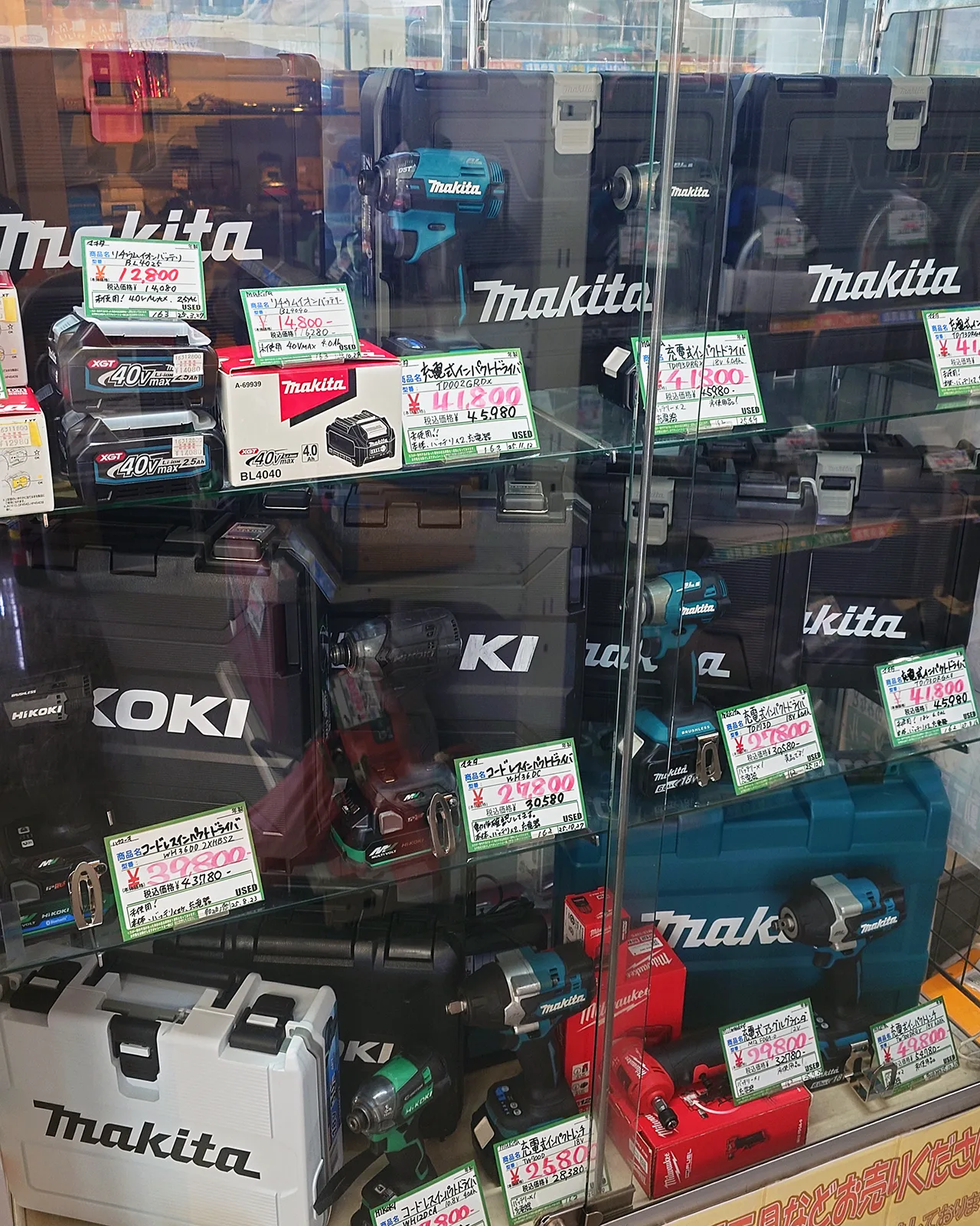 リサイクルCube福山新涯店の工具コーナー(商品陳列の様子)